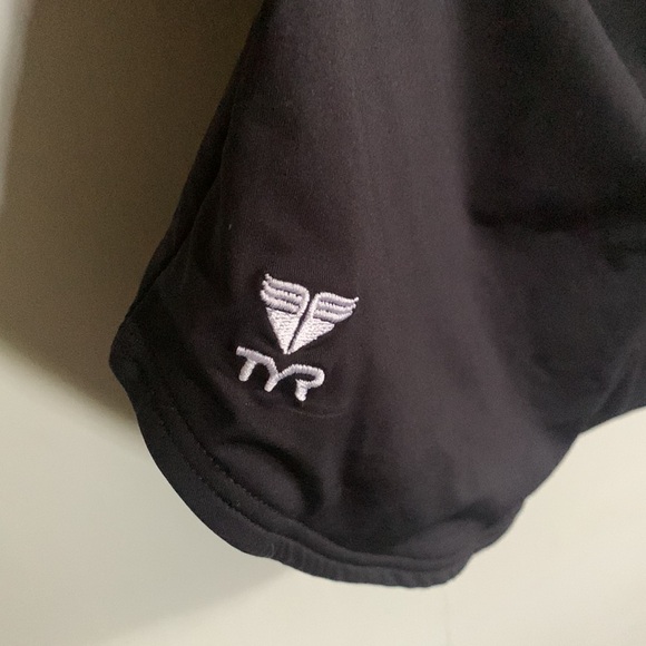 Workout tank - Picture 4 of 7